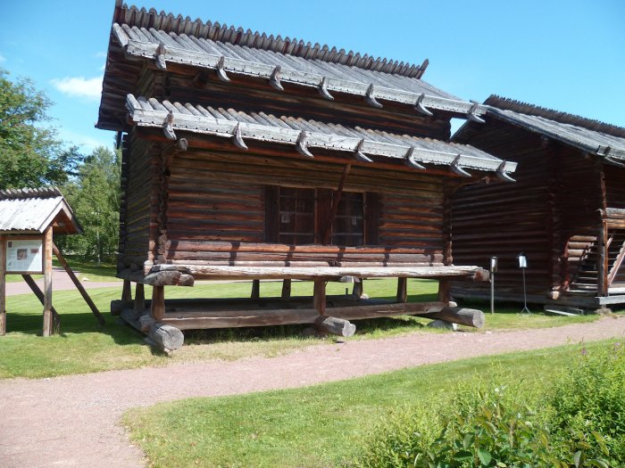 Suède - Älvdalen - kyrkhärbre (grange à dîme)